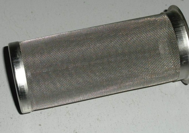 不銹鋼過濾網(wǎng)筒的特點(diǎn)和主要用途有哪些？